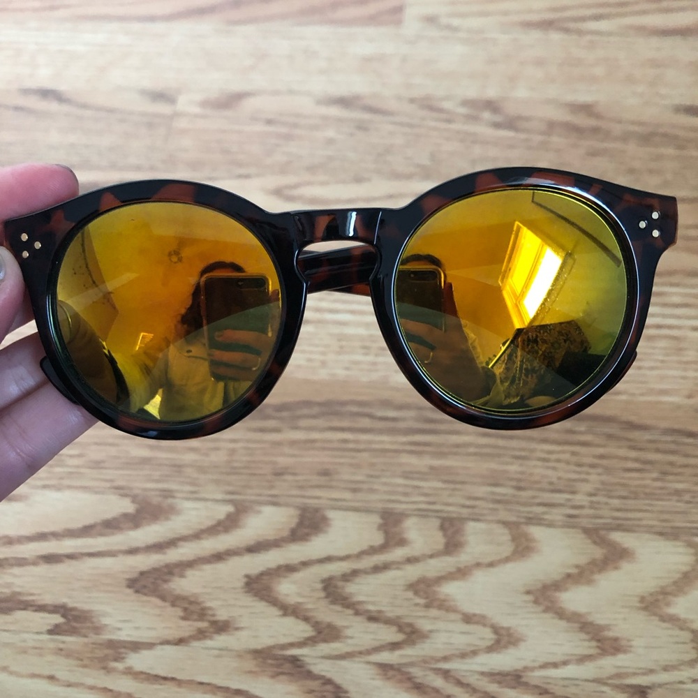 Fun Reflective Round Sunglasses